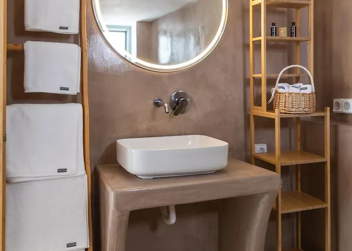 Lapis Domus Milos Plaka (Milos)