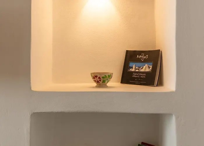 Lapis Domus Milos Plaka (Milos)